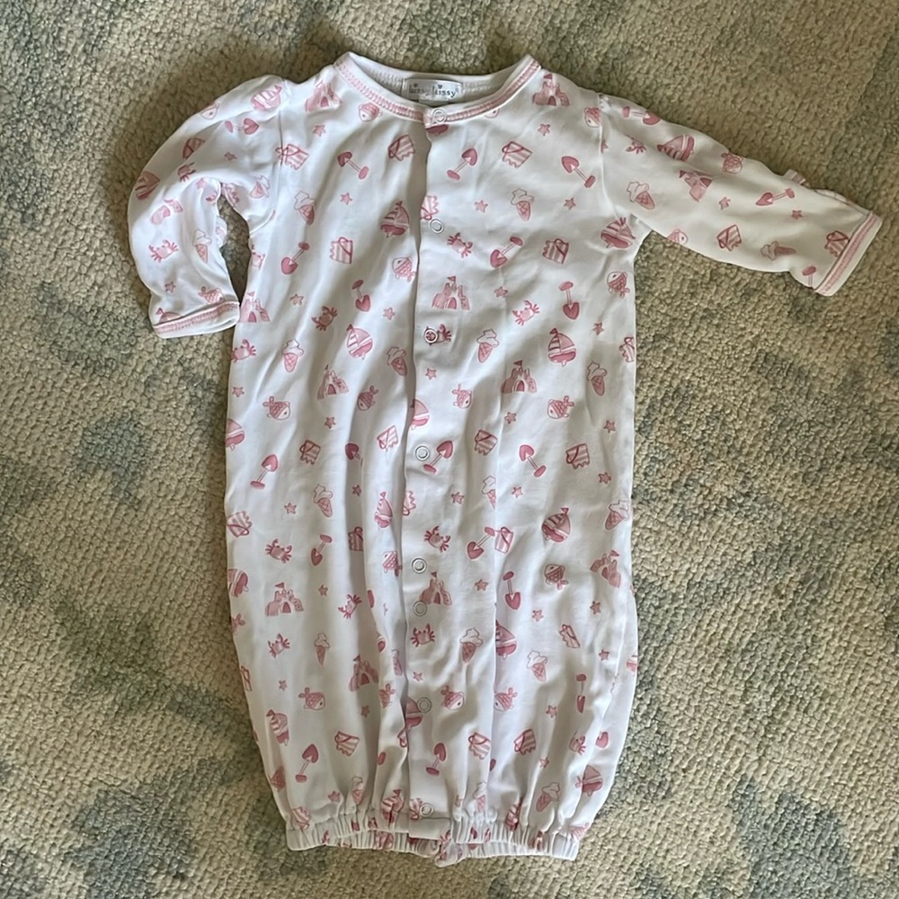 Kissy Kissy Convertible Gown, White/Pink Sandcastles, Size Newborn